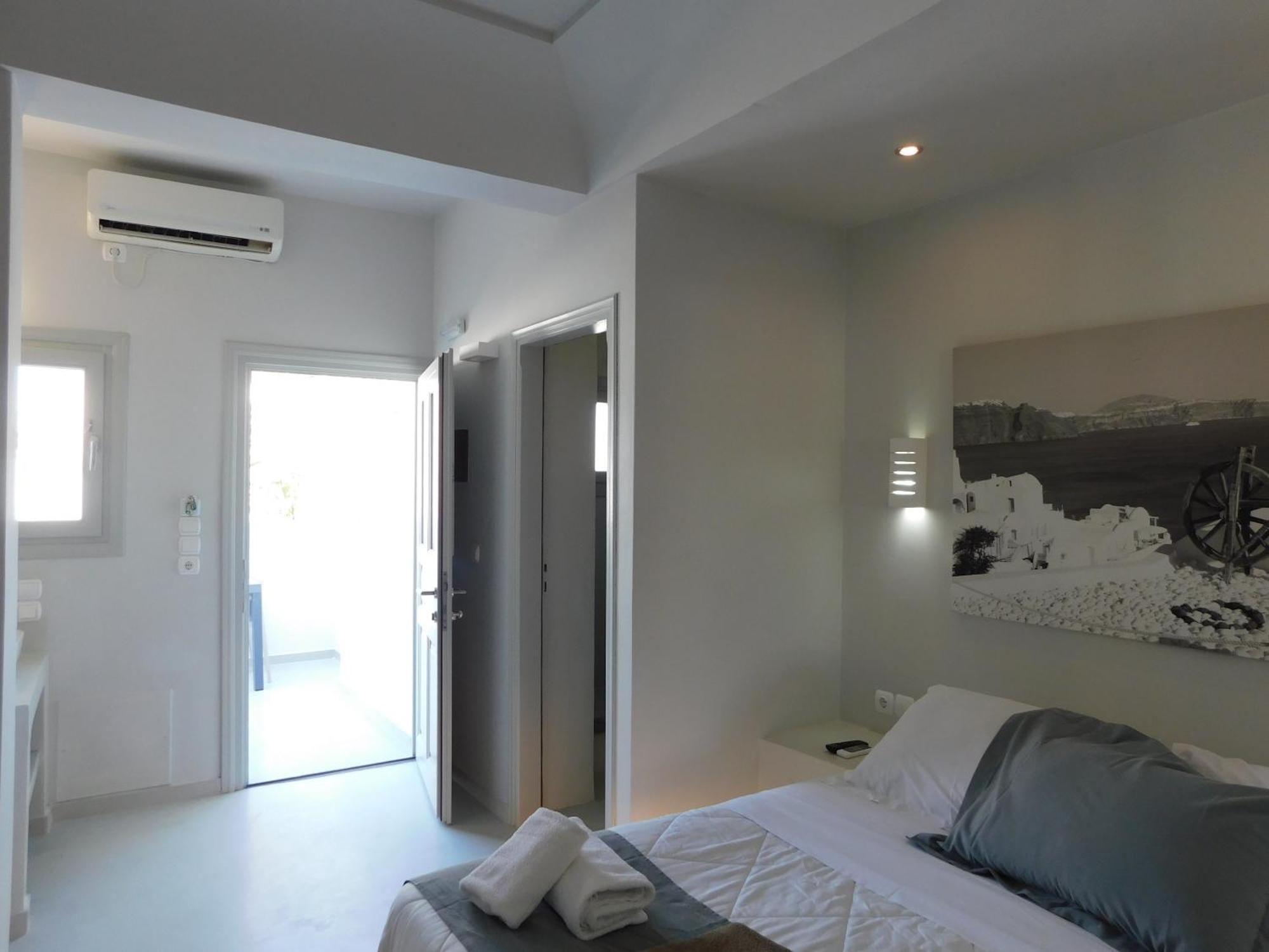 Perissa Beachfront Rooms Kültér fotó