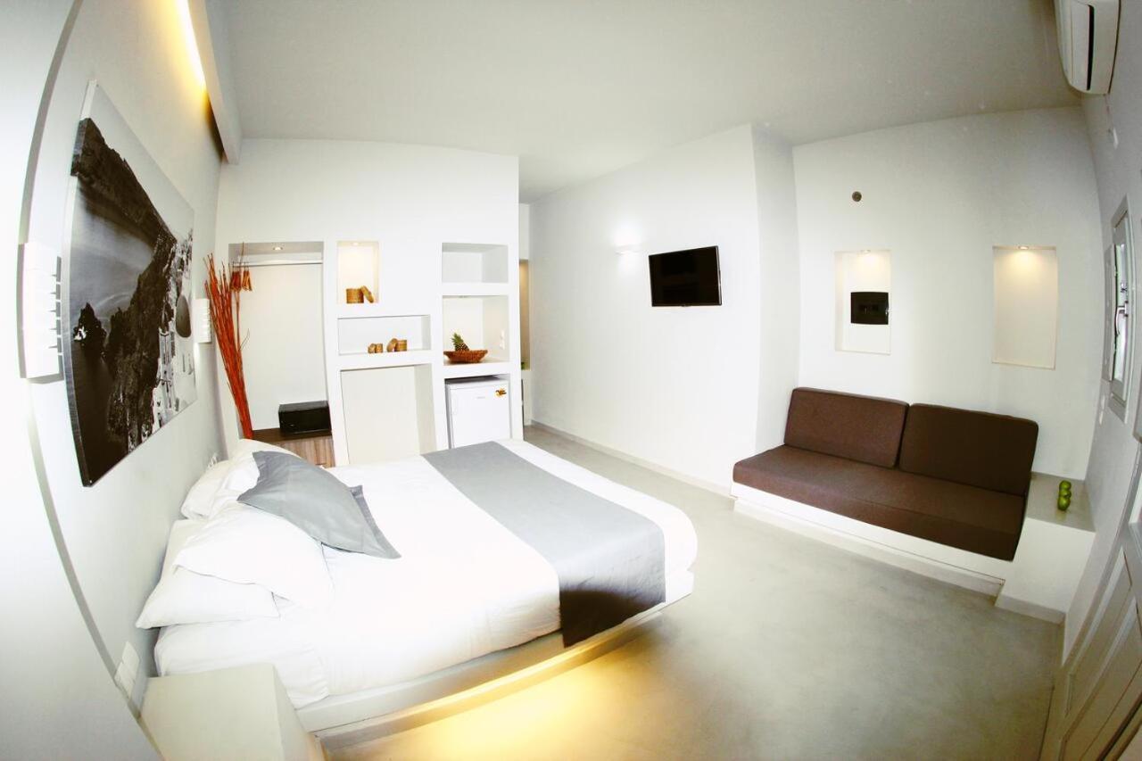 Perissa Beachfront Rooms Kültér fotó