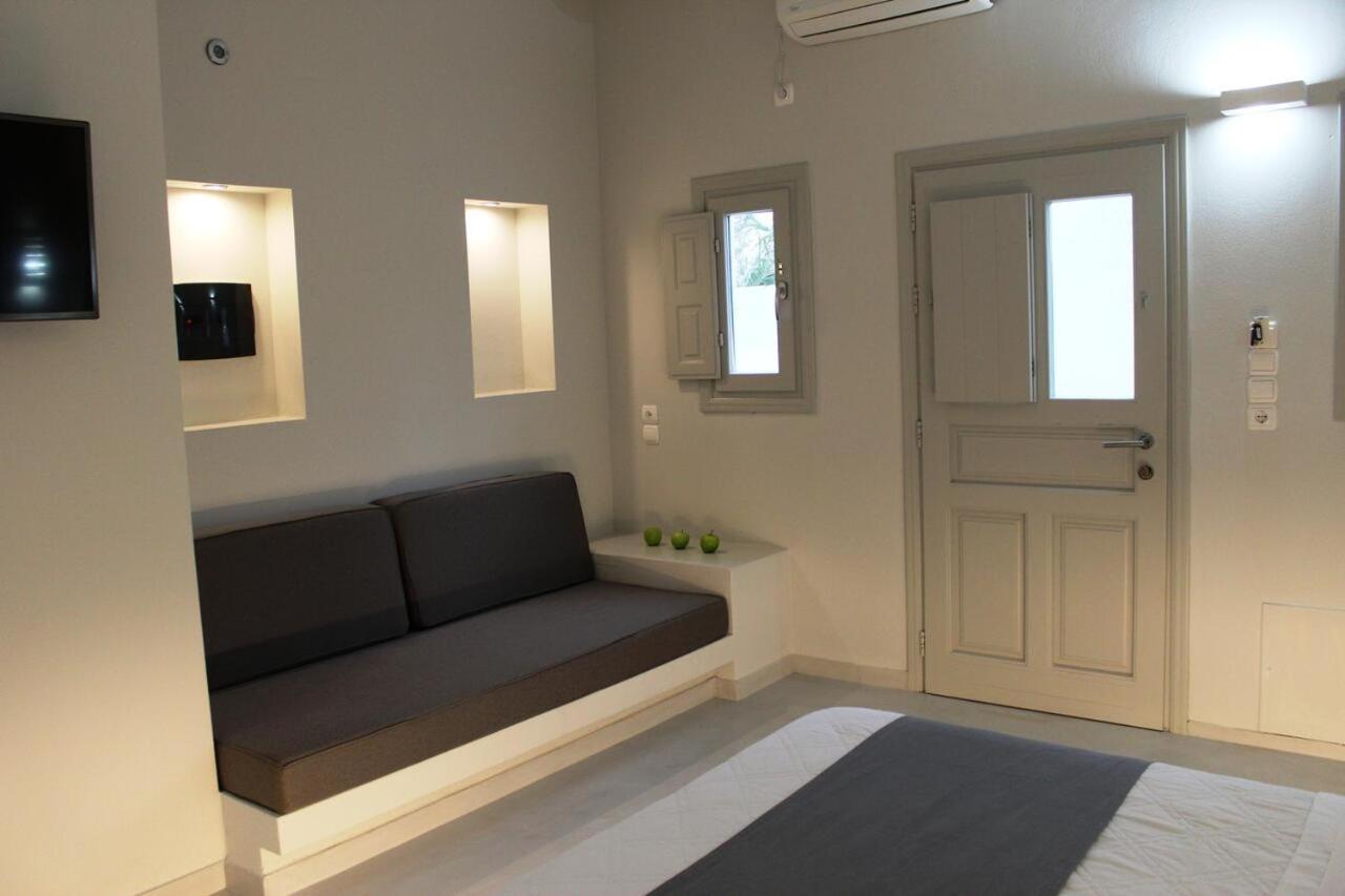 Perissa Beachfront Rooms Kültér fotó