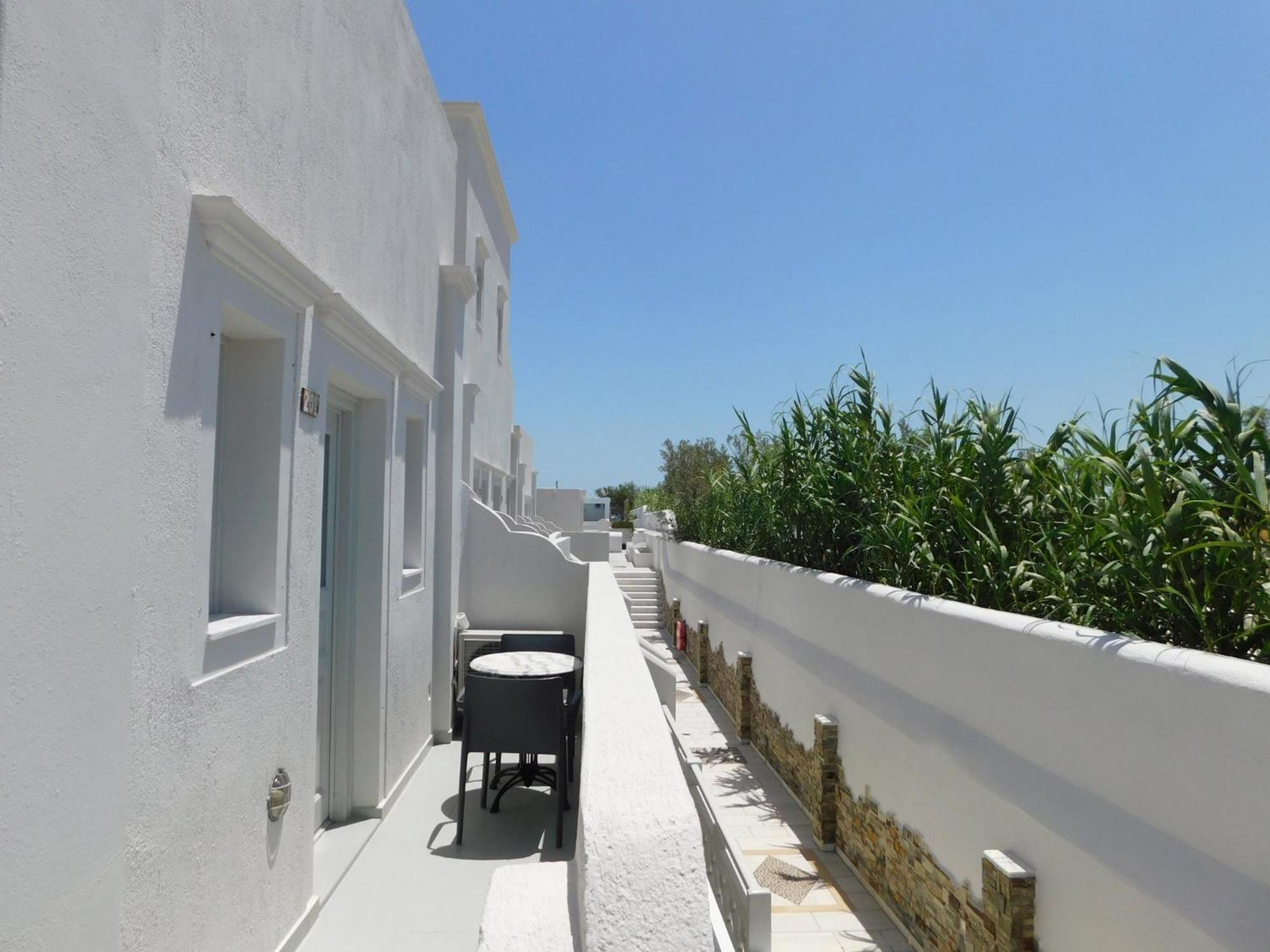 Perissa Beachfront Rooms Kültér fotó